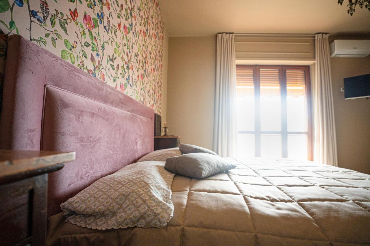 Cisterna dʼAsti Ca'Du Lin - Jacuzzi Bed & Breakfast エクステリア 写真