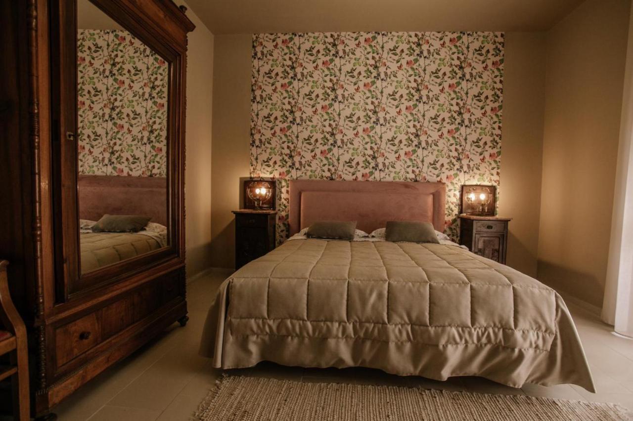 Cisterna dʼAsti Ca'Du Lin - Jacuzzi Bed & Breakfast エクステリア 写真