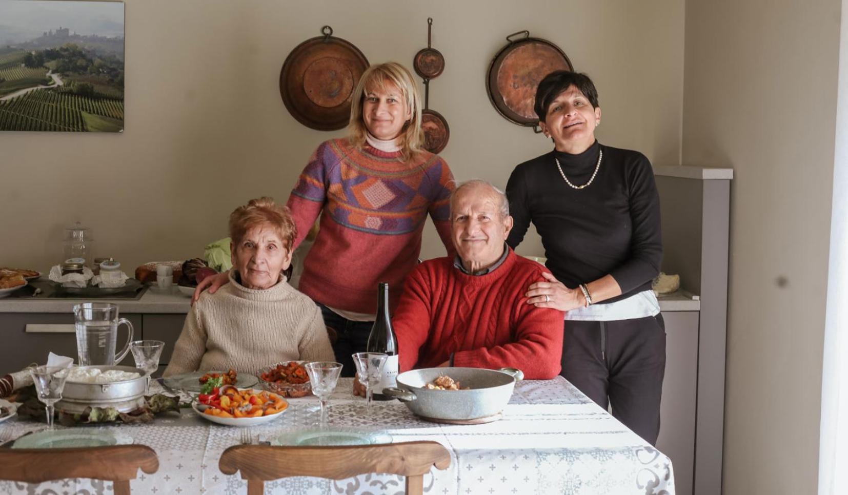 Cisterna dʼAsti Ca'Du Lin - Jacuzzi Bed & Breakfast エクステリア 写真