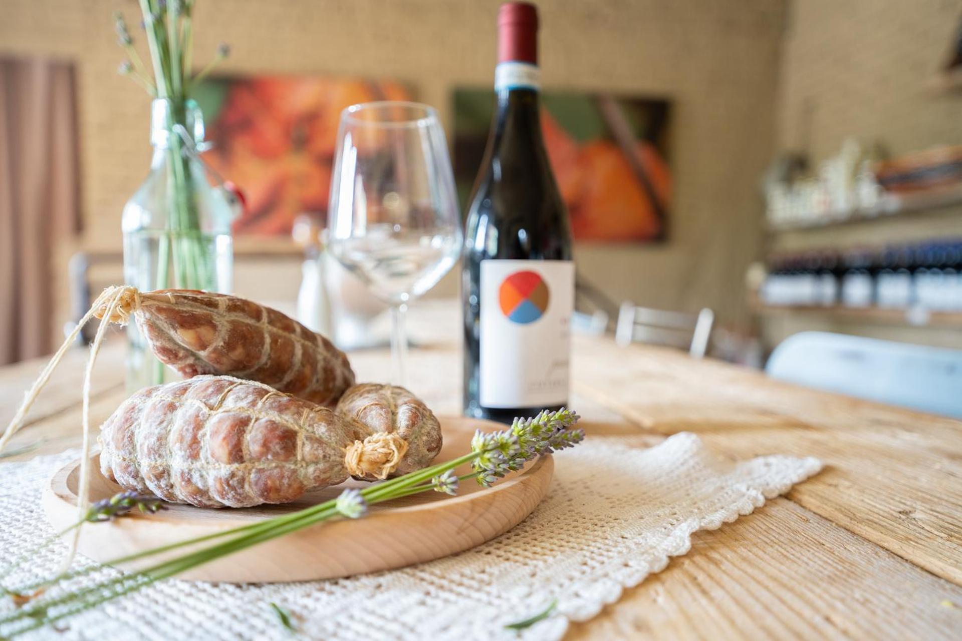 Cisterna dʼAsti Ca'Du Lin - Jacuzzi Bed & Breakfast エクステリア 写真
